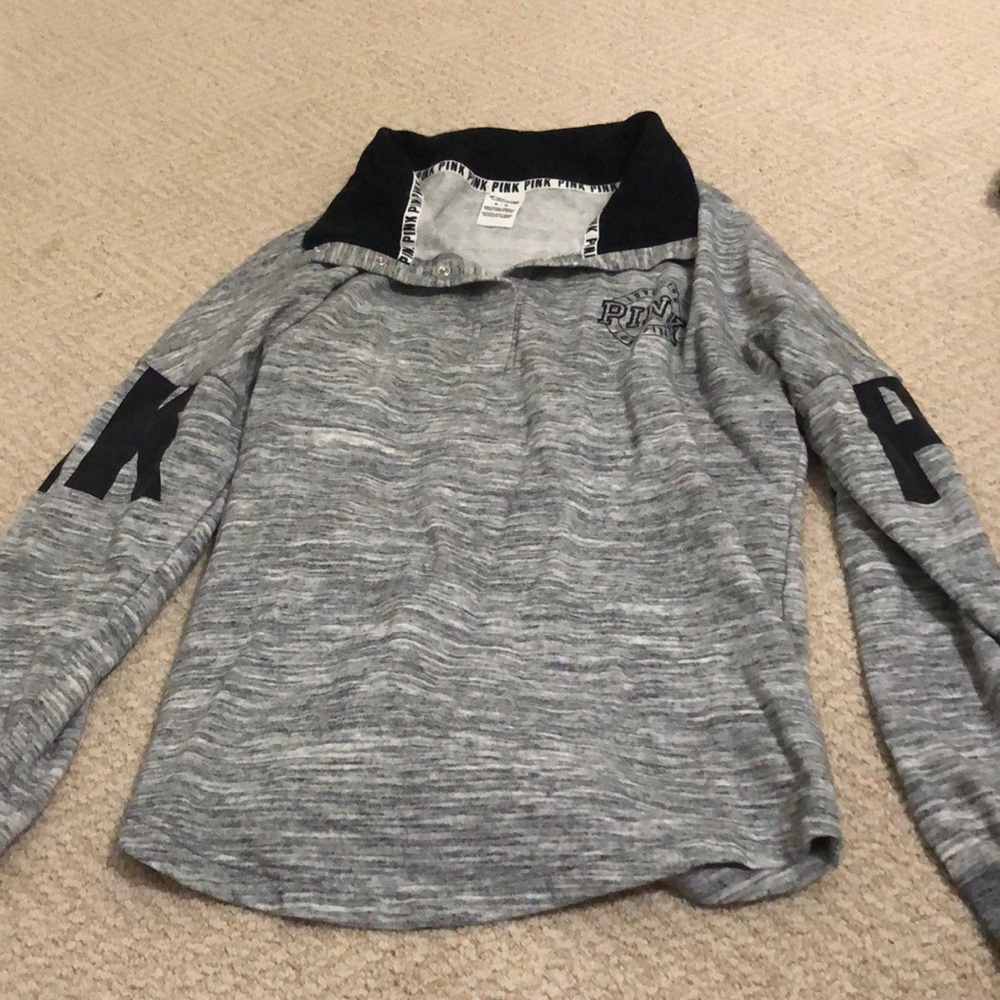 Victoria Secret pink long sleeve pullover!